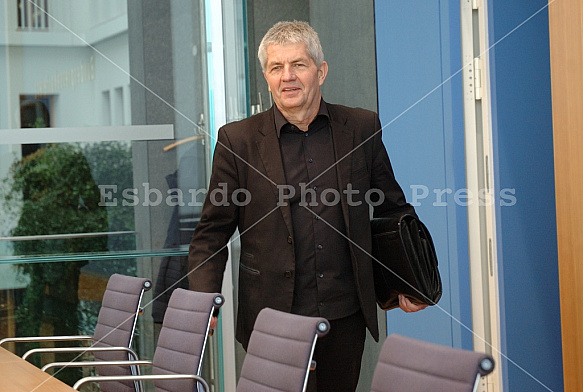 Press conference of Roland Jahn on 11.03.2013