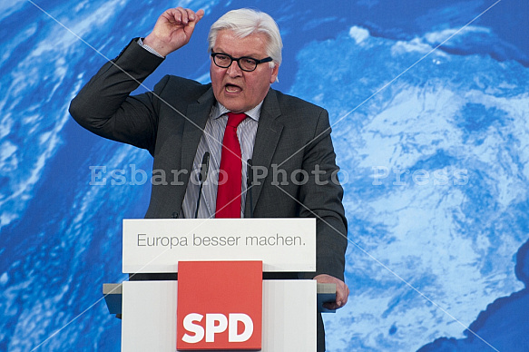 Martin Schulz Campaigns For European Parliament at Alexanderplatz