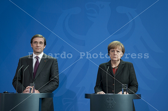 Angela Merkel receives the Prime Minister of Portugal Pedro Passos Coelho