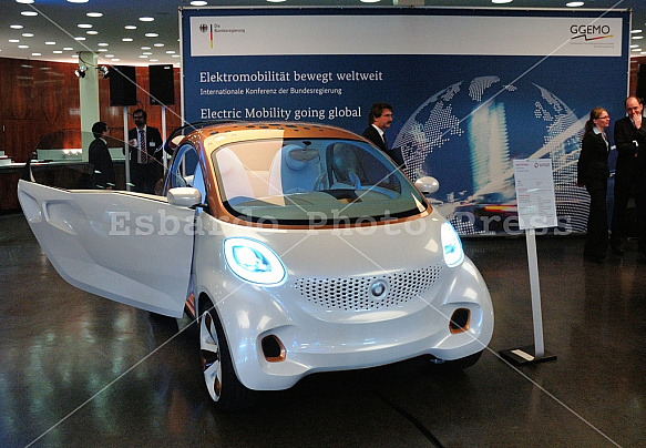 Press conference on the electric mobility in Berlin