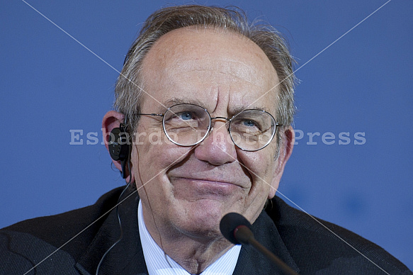 Germany's Federal Minister of Finance Schäuble receives Italy’s Finance Minister Padoan