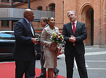 Klaus Wowereit receives the King and the Queen of Lesotho