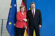 Angela Merkel receives the President of Ukraine Petro Poroshenko