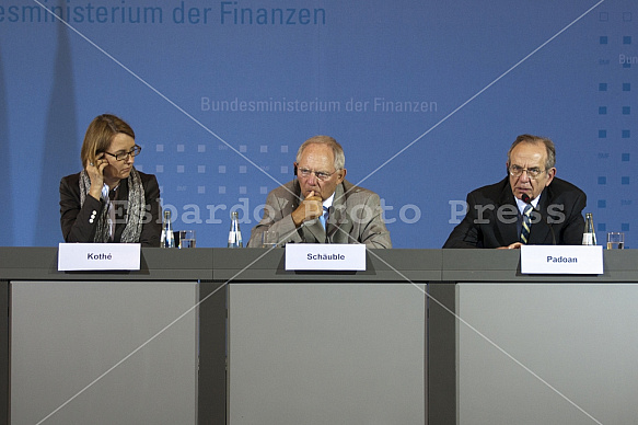 Germany's Federal Minister of Finance Schäuble receives Italy’s Finance Minister Padoan